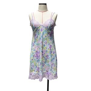 Vintage Victorias Secret Womens Size M Purple Lace Floral Slip Dress